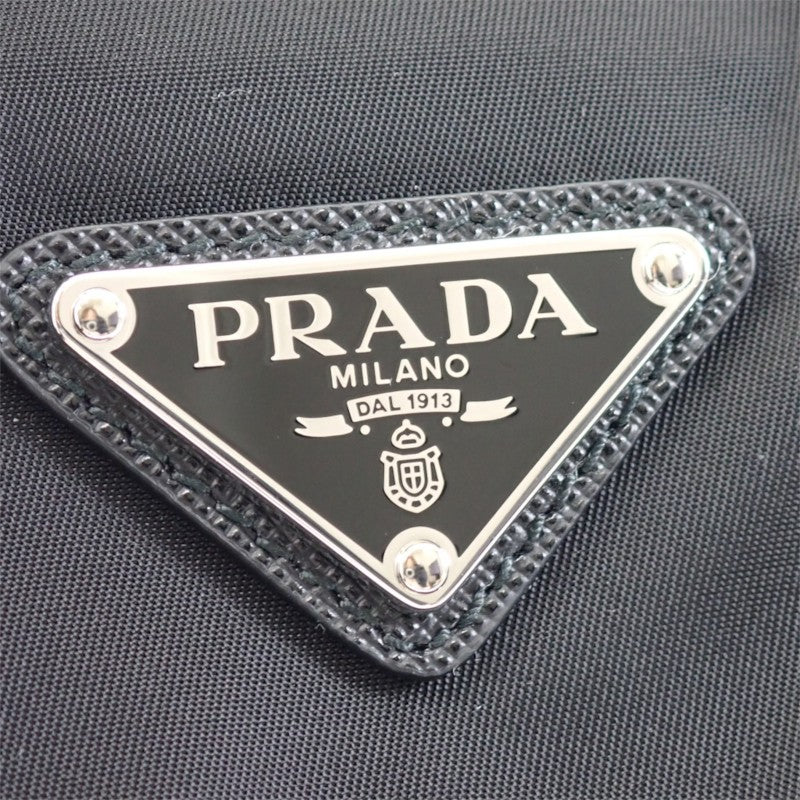 プラダ PRADA Re-Nylon ショルダー 1BD953 ショルダーバッグ ナイロン ブラック シルバー金具 メンズ レディース【中古】【Aランク】