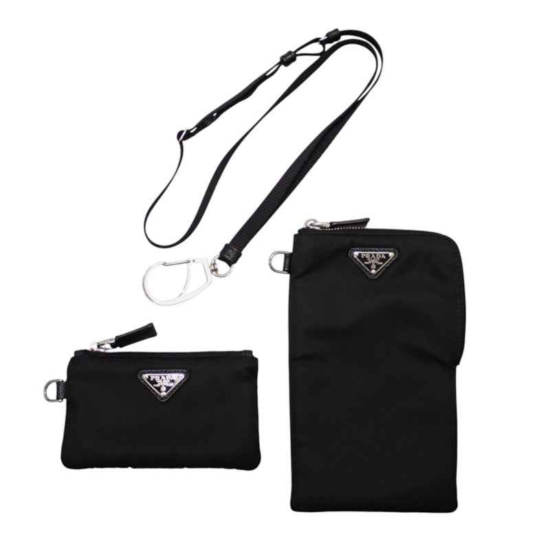 プラダ PRADA ストラップナイロンポーチ 2TT091_2DMI_F0002 ショルダーバッグ Re-Nylon ブラック シルバー金具 メンズ レディース【中古】【Aランク】