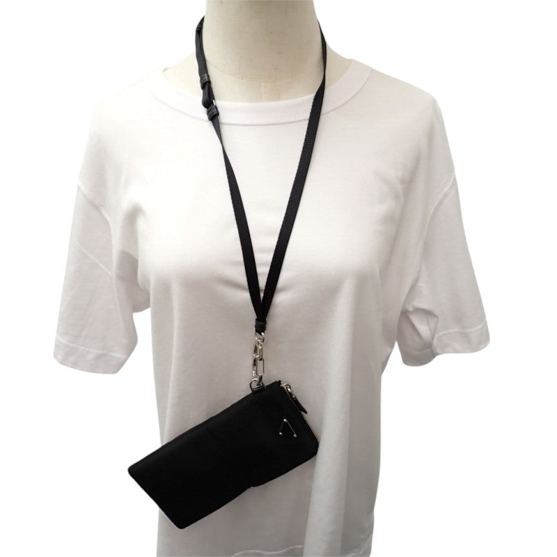 プラダ PRADA ストラップナイロンポーチ 2TT091_2DMI_F0002 ショルダーバッグ Re-Nylon ブラック シルバー金具 メンズ レディース【中古】【Aランク】