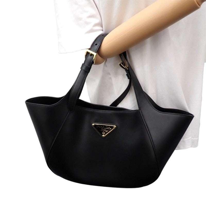 プラダ PRADA ミディアム レザー トート 1BG483 トートバッグ カーフ ブラック ゴールド金具 レディース【中古】【Aランク】