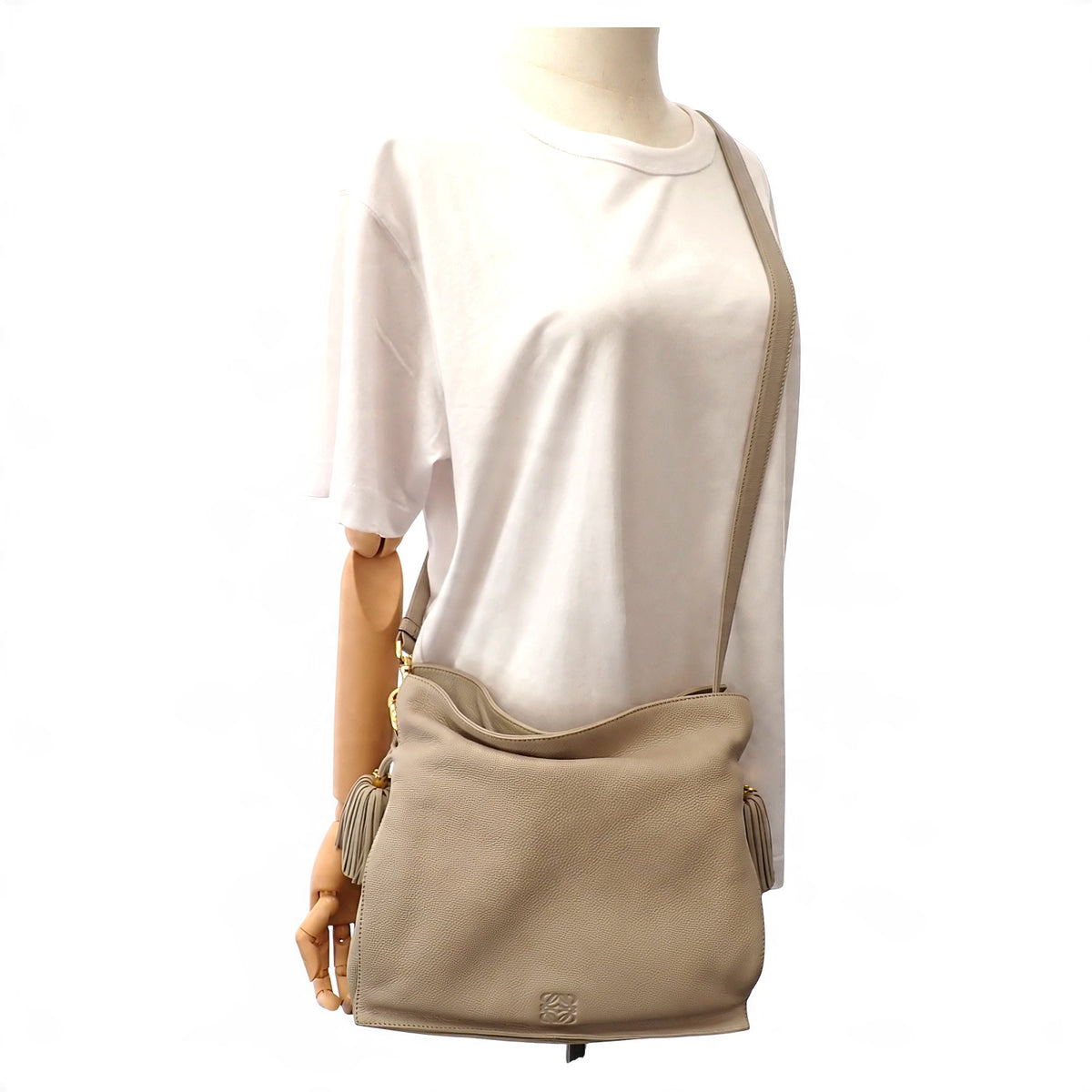 ロエベ LOEWE フラメンコ 30 380.34DH38 ショルダーバッグ カーフ ベージュ ゴールド金具 レディース【中古】【ABランク】