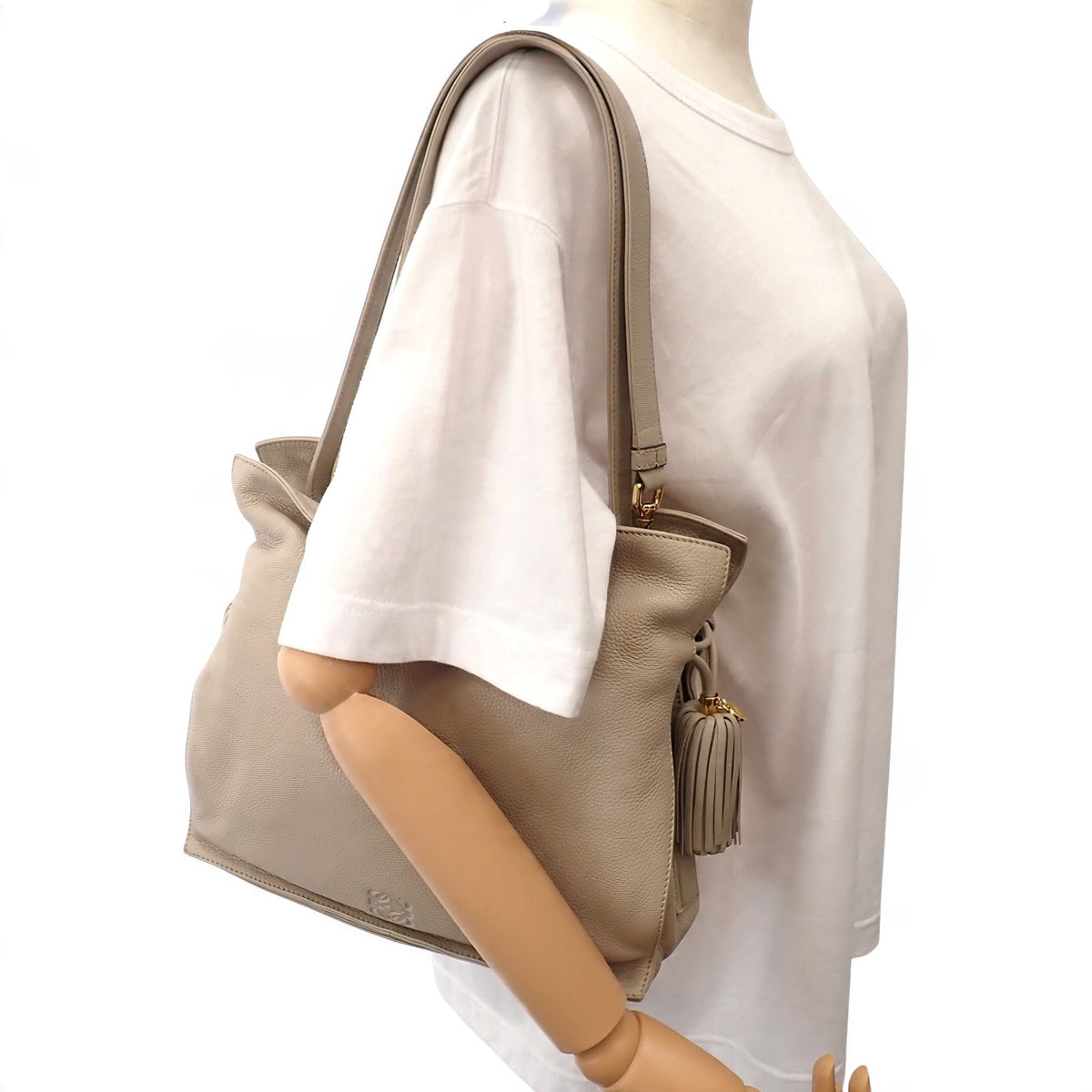 ロエベ LOEWE フラメンコ 30 380.34DH38 ショルダーバッグ カーフ ベージュ ゴールド金具 レディース【中古】【ABランク】