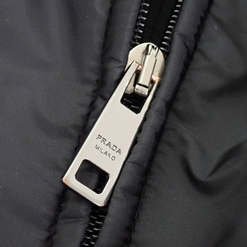 プラダ PRADA トライアングルロゴ 44 SGJ583 ダウンジャケット ナイロン ブラック メンズ【中古】【Aランク】