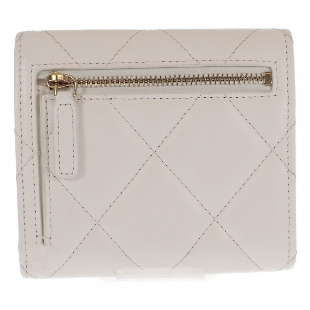 シャネル CHANEL 19フラップウォレット AP2809 三つ折り財布 ラムスキン ホワイト ゴールド金具 レディース【中古】【ABランク】