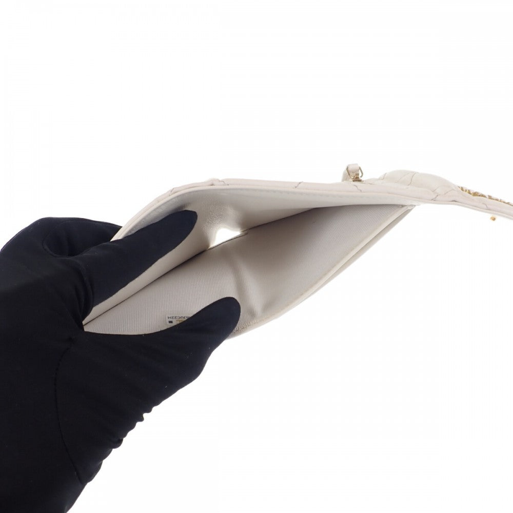 シャネル CHANEL 19フラップウォレット AP2809 三つ折り財布 ラムスキン ホワイト ゴールド金具 レディース【中古】【ABランク】