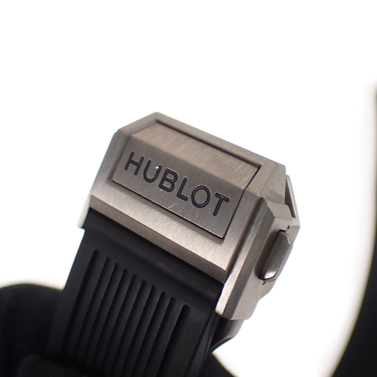 ABランク】ウブロ HUBLOT ビッグ・バンe チタニウム 440.NX.1100.RX 腕時計 チタン ラバー ブラック文字盤 メンズ 【中古ブランド品通販ISEYA】