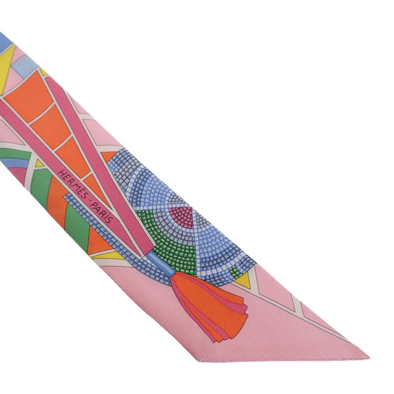 ツイリー スカーフ L'Art Indien des Plaines 草原のインディアンアート シルク マルチカラー ピンク系【ISEYA】