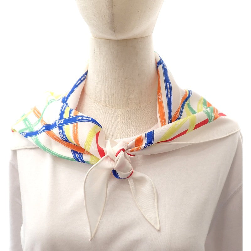 未使用品HERMES ボワンテュ　シルク三角スカーフ　ファッションレディース エルメス HERMES ポワントゥポワントュ カレ POINTU VINTAGE BOLDUC