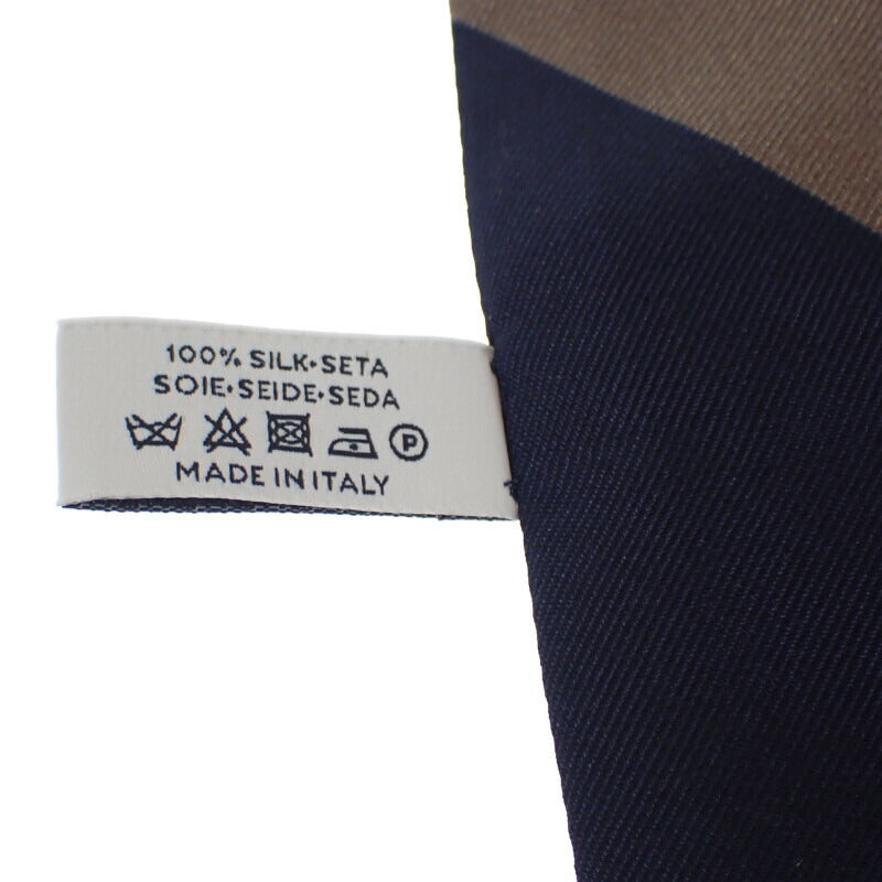 サルヴァトーレフェラガモ Salvatore Ferragamo バンドゥ チェック 32_0890/001 スカーフ シルク ネイビー ブラウン レディース【中古】【SAランク】