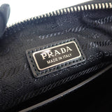 【Aランク】プラダ PRADA トライアングル 2VH155_2FAD_F0002_V_OOO ショルダーバッグ サフィアーノ ブラック ファスナー メンズ 【ISEYA】