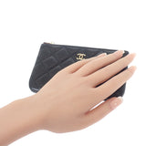 【Aランク】シャネル CHANEL クラシックミニ A82365 ポーチ キャビアスキン ブラック ファスナー ゴールド金具 レディース【ISEYA】