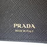 【Aランク】プラダ PRADA サフィアーノトライアングル 1MH021 三つ折り財布 サフィアーノ ブラック スナップボタン ゴールド金具 レディース【ISEYA】