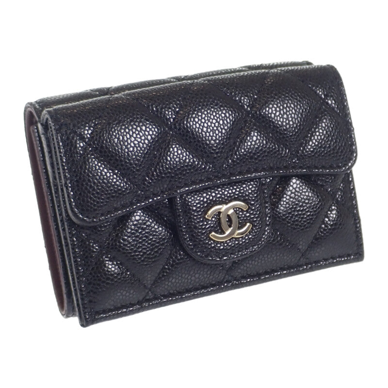 【中古】シャネル CHANEL クラシックスモール フラップウォレット AP0230_Y33352_C3906 三つ折り財布 グレインカーフレザー キャビアスキン ブラック ゴールド金具 レディース【Sランク】