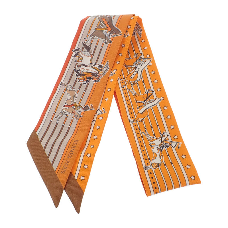 【中古】エルメス HERMES ツイリー Pani La Shar Pawnee パウニー族の首長 スカーフ シルク オレンジ レディース【Aランク】