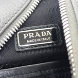 プラダ PRADA ヴィッテロダイノ 2VZ098 ボディバッグ レザー グレー シルバー金具 メンズ【中古】【Aランク】