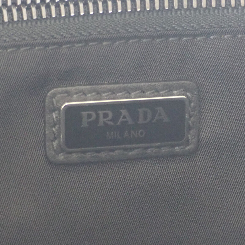 プラダ PRADA トライアングルロゴ 2NA039 クラッチバッグ カーフ ブラック メンズ レディース【中古】【Aランク】