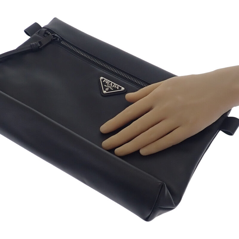 プラダ PRADA トライアングルロゴ 2NA039 クラッチバッグ カーフ ブラック メンズ レディース【中古】【Aランク】
