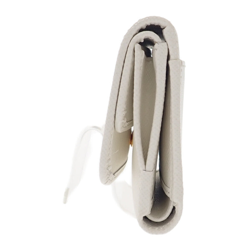 プラダ PRADA トライアングル 1MH043_QHH_F0009 三つ折り財布 サフィアーノ ホワイト レディース【中古】【SAランク】