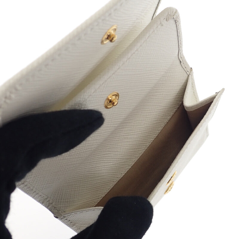 プラダ PRADA トライアングル 1MH043_QHH_F0009 三つ折り財布 サフィアーノ ホワイト レディース【中古】【SAランク】