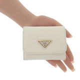 プラダ PRADA トライアングル 1MH043_QHH_F0009 三つ折り財布 サフィアーノ ホワイト レディース【中古】【SAランク】