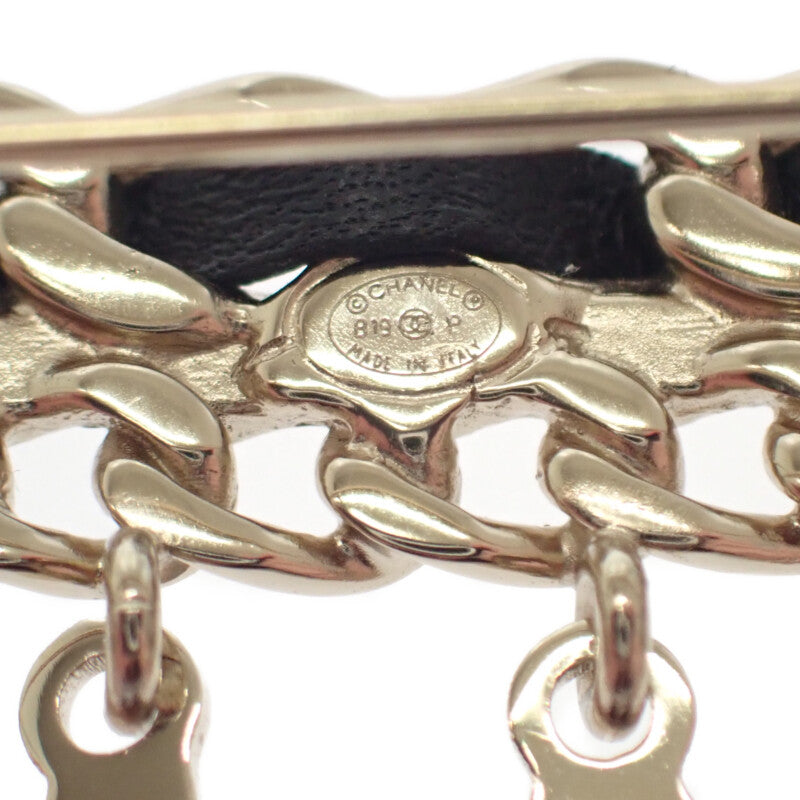 シャネル CHANEL CCロゴチェーン ブローチ メタル レザー ゴールド