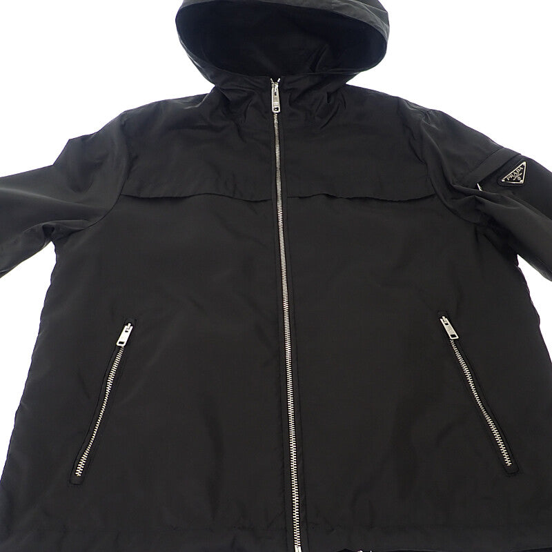 プラダ PRADA トライアングルロゴ Re-Nylon 52 SGA466 ナイロンジャケット ナイロン ブラック メンズ レディース【中古】【Aランク】