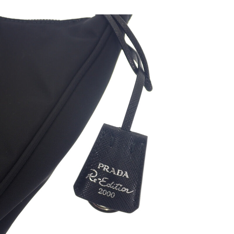 プラダショルダーバッグ Re Edition 2000 ミニバッグ ファブリック ブラック黒 40802043238 PRADA（プラダ） バッグ ハンドバッグ Re-Edition 2000 Re-Nylon ミニ