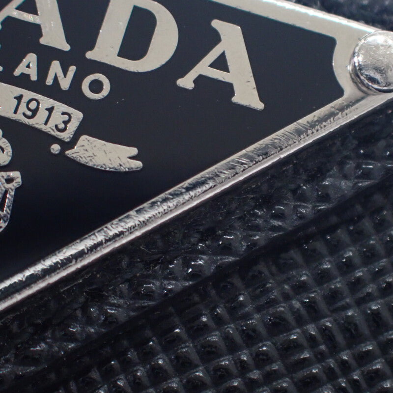 プラダ PRADA トライアングルミニポーチ 1NR015 2WAYバッグ サフィアーノ ブラック シルバー金具 レディース【中古】【ABランク】