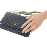 シャネル CHANEL クラシック チェーンウォレット AP0250-Y01864-C3906 ウォレットチェーン マットキャビアスキン グレインカーフレザー ブラック ゴールド金具 レディース【中古】【Aランク】