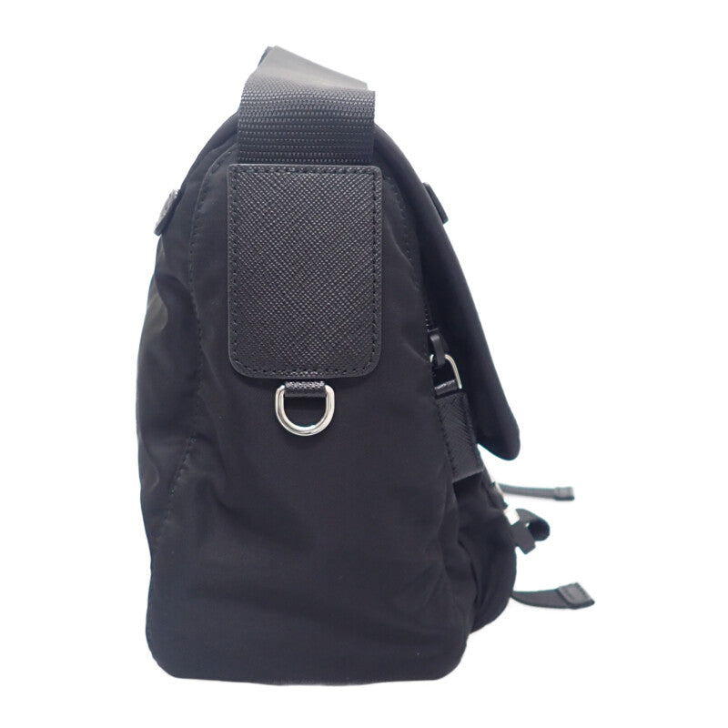 プラダ PRADA テスート 1BD953 ショルダーバッグ ナイロン ブラック シルバー金具 メンズ【中古】【Aランク】