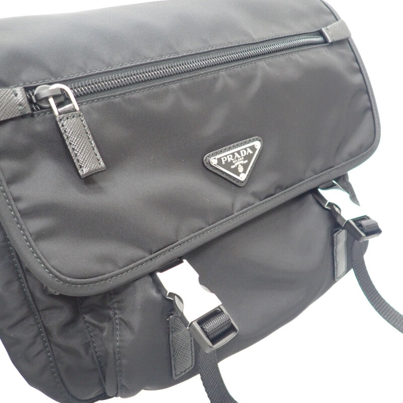 プラダ PRADA テスート 1BD953 ショルダーバッグ ナイロン ブラック シルバー金具 メンズ【中古】【Aランク】