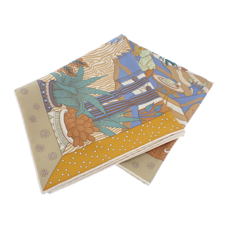 エルメス HERMES カレ90 Le Premier Chant スカーフ シルク イエロー レディース【中古】【Sランク】