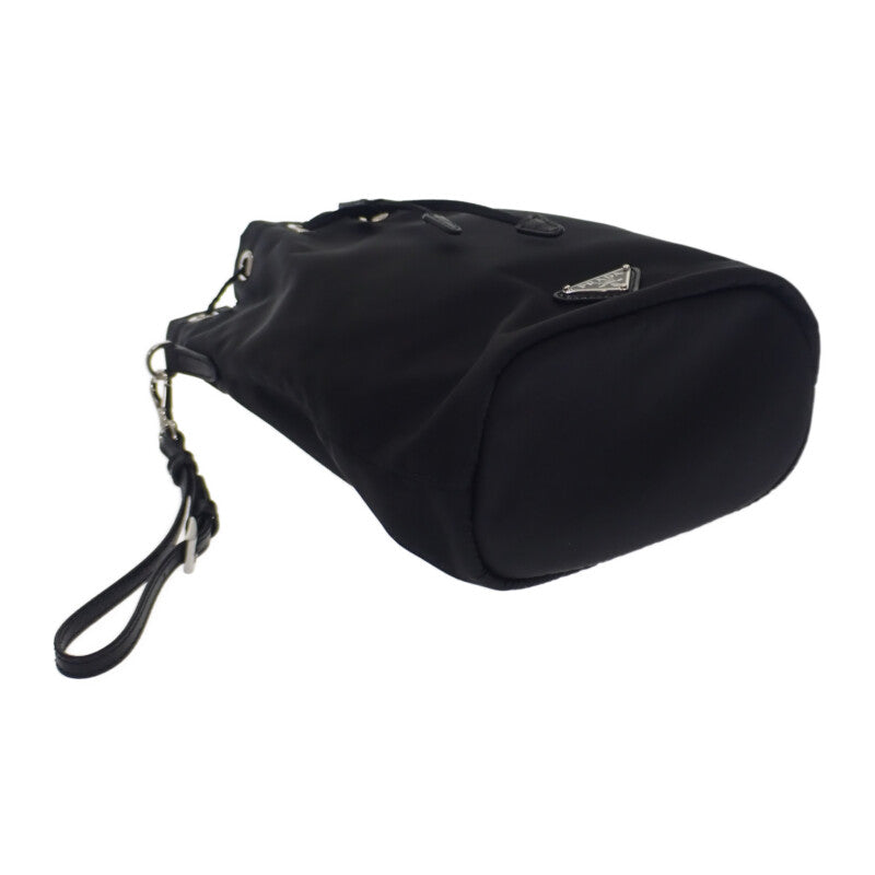 プラダ PRADA Re-Nylon 1NS369 ポーチ ナイロン ブラック シルバー金具 レディース【中古】【Aランク】