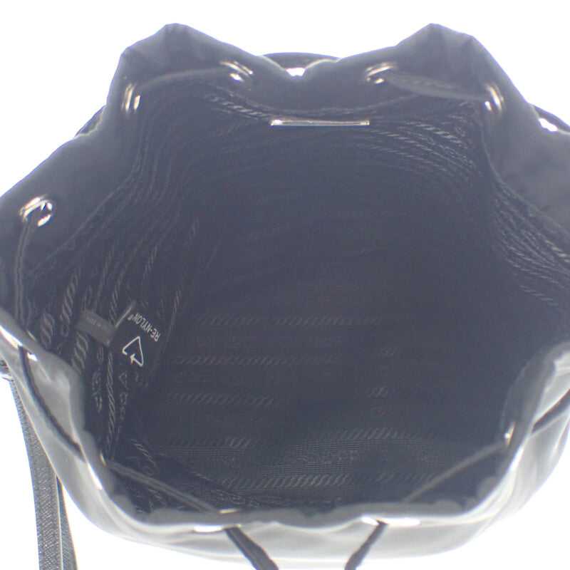 プラダ PRADA Re-Nylon 1NS369 ポーチ ナイロン ブラック シルバー金具 レディース【中古】【Aランク】