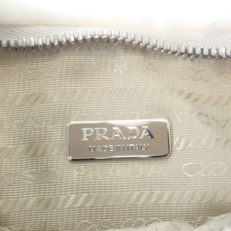 プラダ PRADA Re-Edition 2005ショルダー 1BH2042FLIF0018 2WAYバッグ ハンドバッグ ショルダーバッグ ウール カシミヤ ホワイト シルバー金具 レディース【中古】【ABランク】