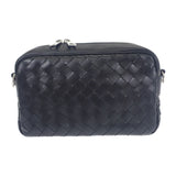 ボッテガヴェネタ BOTTEGA VENETA イントレチャート カメラバッグ 755925V2HL18803 ショルダーバッグ カーフ ブラック シルバー金具 メンズ レディース【中古】【Aランク】