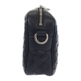 ボッテガヴェネタ BOTTEGA VENETA イントレチャート カメラバッグ 755925V2HL18803 ショルダーバッグ カーフ ブラック シルバー金具 メンズ レディース【中古】【Aランク】