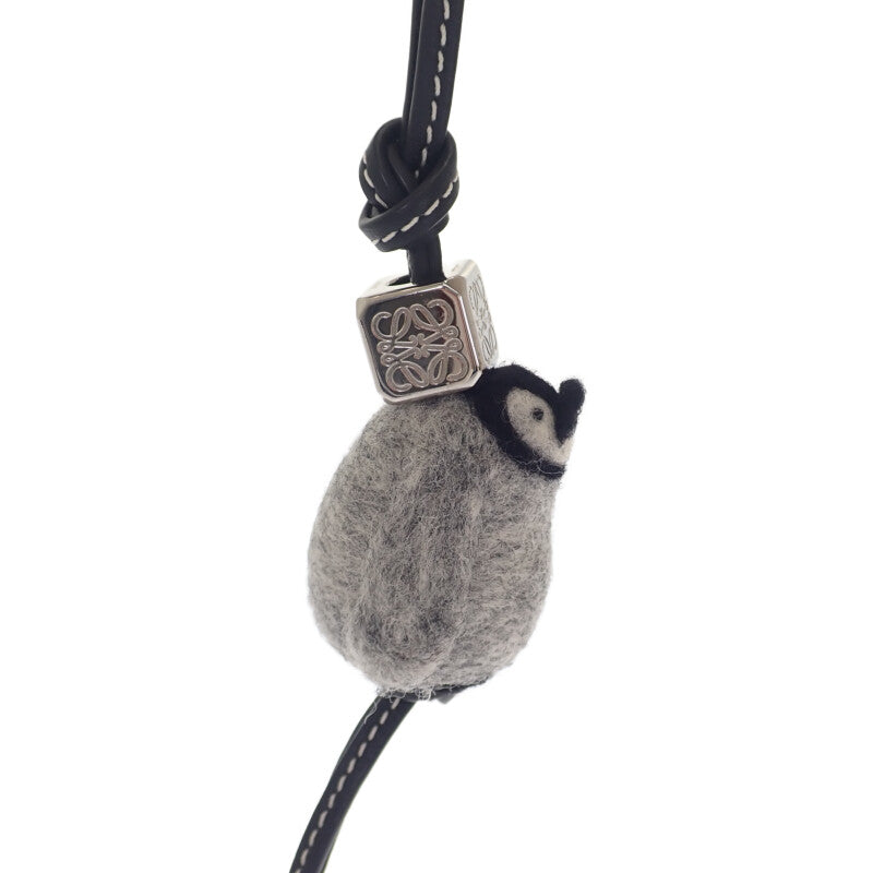 ロエベ LOEWE ベビーペンギン C621232X23 バッグチャーム カーフ フェルト グレー シルバー金具 レディース【中古】【Aランク】