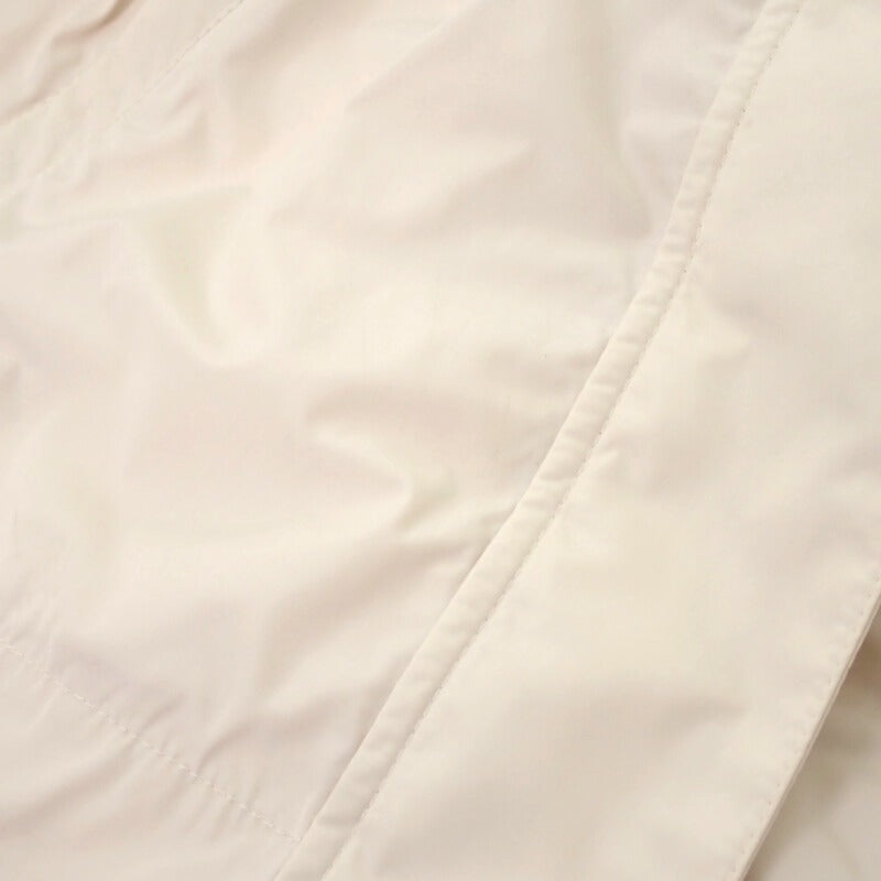 モンクレール MONCLER OCRE F10931B71600C0276 ナイロンジャケット ポリエステル ホワイト 00 レディース【中古】【ABランク】