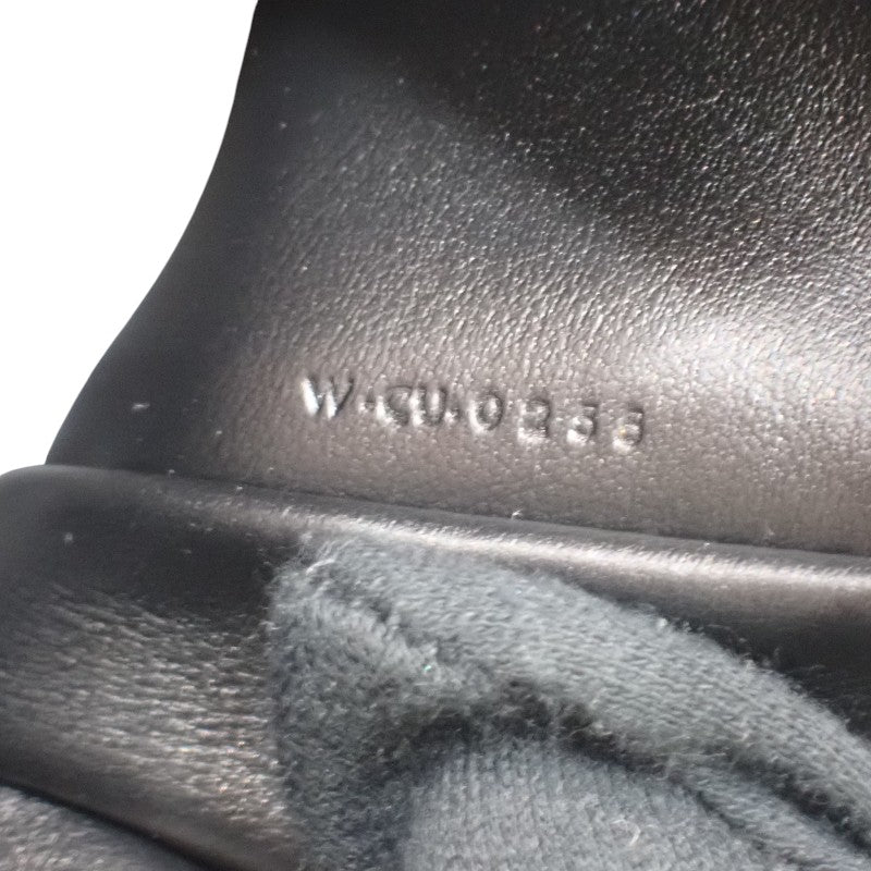 セリーヌ CELINE チェーンクラッチ 10E383DR8.38NO ショルダーバッグ カーフ ブラック ゴールド金具 レディース【中古】【Aランク】