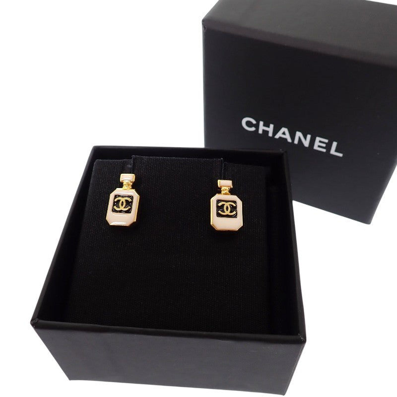 シャネル CHANEL ココマーク ABF078 ピアス メタル ホワイト ゴールド金具 レディース【中古】【Aランク】