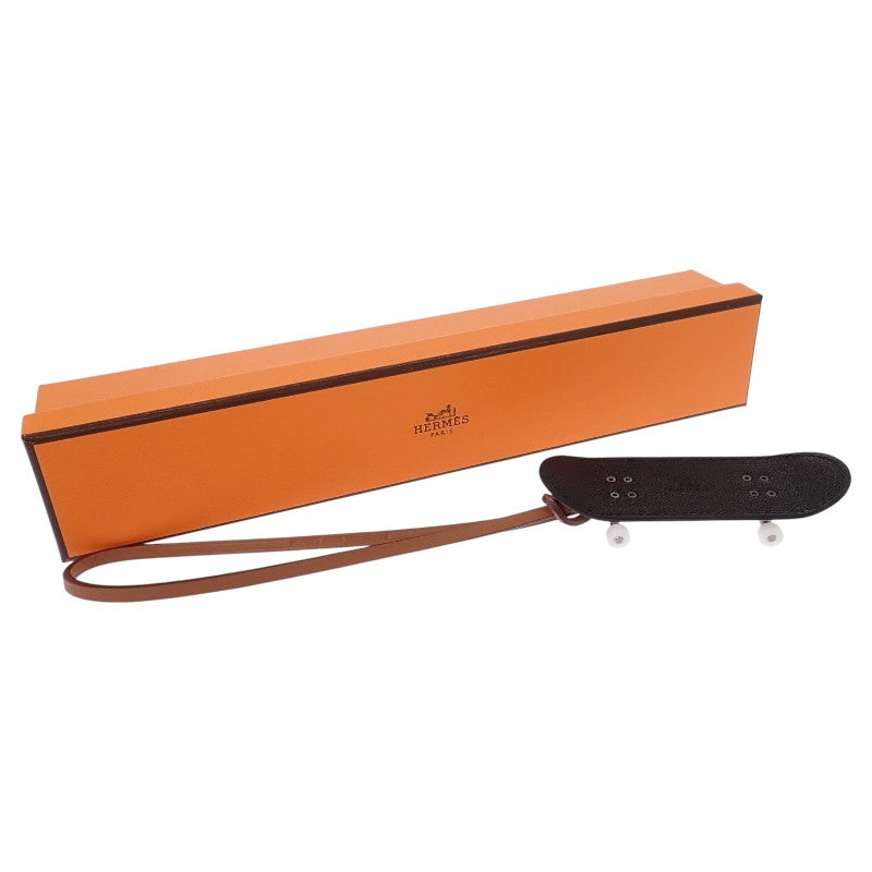 エルメス HERMES フィンガー スケートボード バッグチャーム