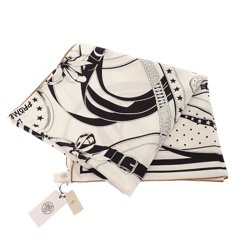 エルメス HERMES カレ ダブルフェイス 140 朝の散歩 バンダナ H923986S 15 スカーフ シルク ホワイト レディース【中古】【SAランク】