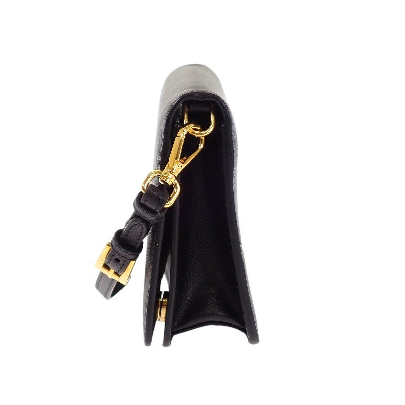 プラダ PRADA レザー 1DH029 ウォレットチェーン サフィアーノ ブラック ゴールド金具 レディース【中古】【Aランク】