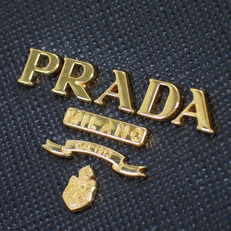プラダ PRADA レザー 1DH029 ウォレットチェーン サフィアーノ ブラック ゴールド金具 レディース【中古】【Aランク】