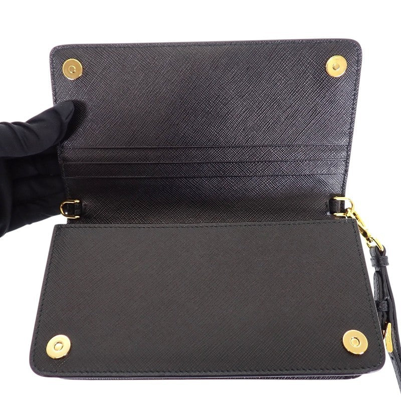 プラダ PRADA レザー 1DH029 ウォレットチェーン サフィアーノ ブラック ゴールド金具 レディース【中古】【Aランク】