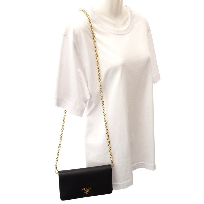 プラダ PRADA レザー 1DH029 ウォレットチェーン サフィアーノ ブラック ゴールド金具 レディース【中古】【Aランク】