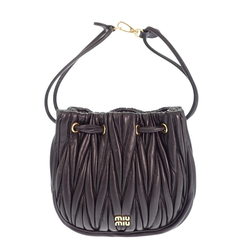 ミュウミュウ MIUMIU マテラッセ 5ND022_AFPP_F0002 ポーチ ラムスキン ブラック ゴールド金具 レディース【中古】【Aランク】