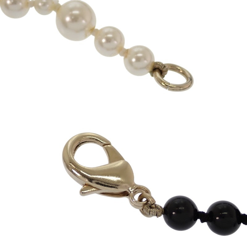 シャネル CHANEL CCロゴ パールロングネックレス B22A刻印 AB8717 ネックレス メタル フェイクパール ブラック ホワイト ゴールド レディース【中古】【Aランク】