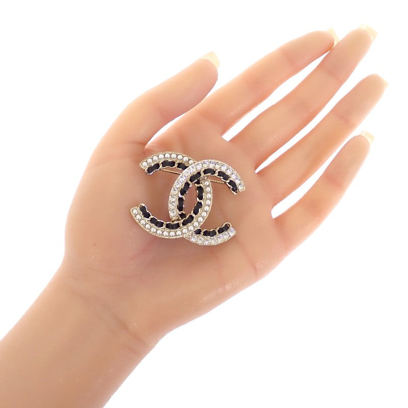 CHANEL Coco Mark AB5199 Brooch Metal Leather Gold Black Women's [Used] [A Rank]